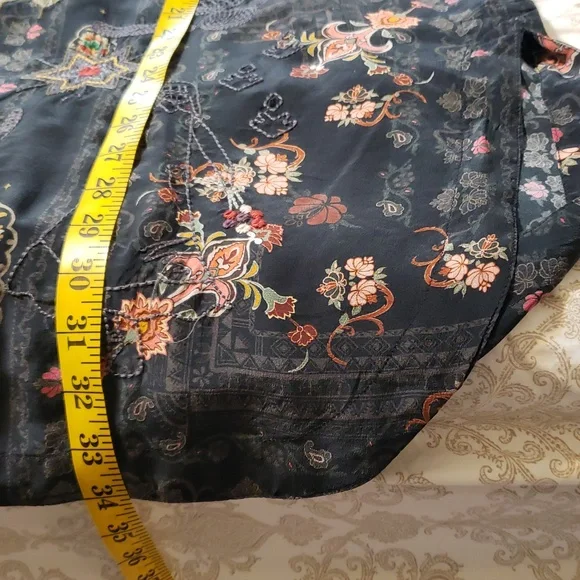 Johnny Was BIYA silk Blouse - Picture 13 of 14